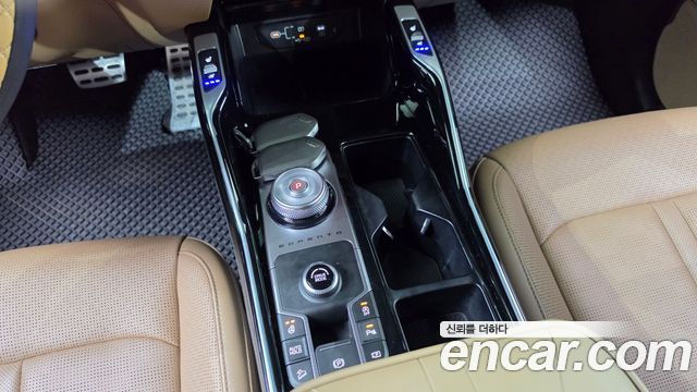 Kia Sorento (IV) Gasoline 2.5T 2WD Noblesse 2024 — фото 9
