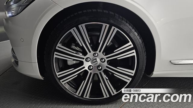 Volvo S90 B6 AWD Ultimate Bright 2024 — фото 5