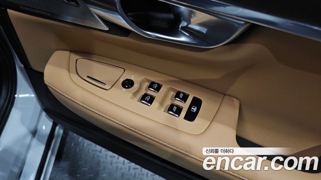 Volvo S90 B6 AWD Ultimate Bright 2024 — фото 29