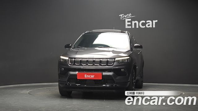 Jeep Compass (II) 2.4 Limitied AWD 2022 — фото 3