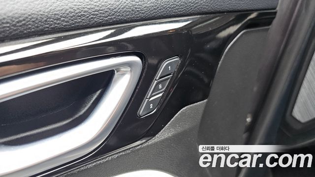 Jeep Compass (II) 2.4 Limitied AWD 2022 — фото 17