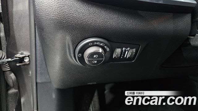 Jeep Compass (II) 2.4 Limitied AWD 2022 — фото 29