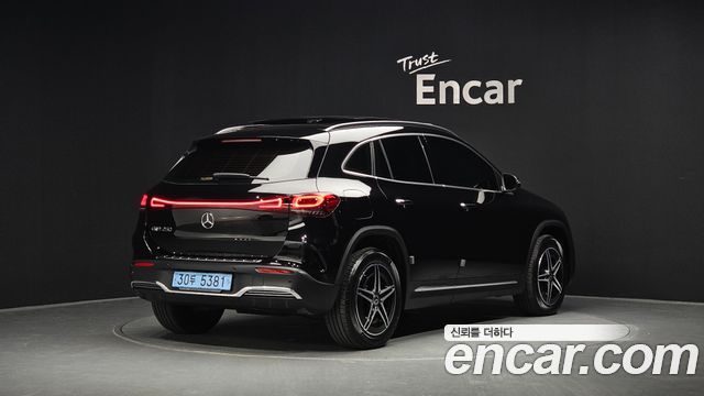 Mercedes-Benz EQA (H243) EQA250 AMG Line 2023 — фото 2
