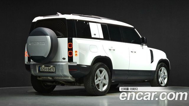 Land Rover Defender (L663) 110 D240 SE 2020 — фото 2