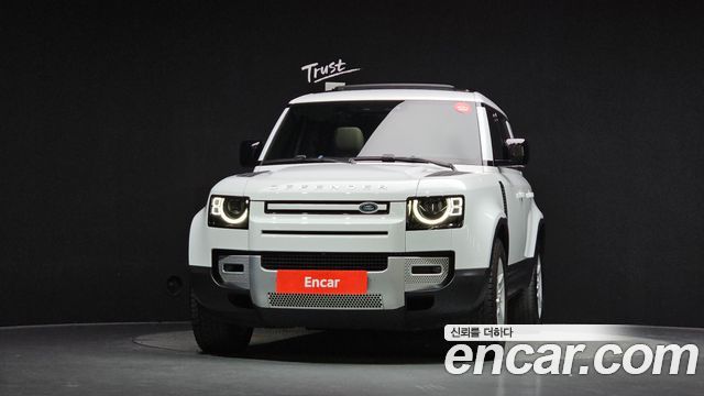 Land Rover Defender (L663) 110 D240 SE 2020 — фото 3