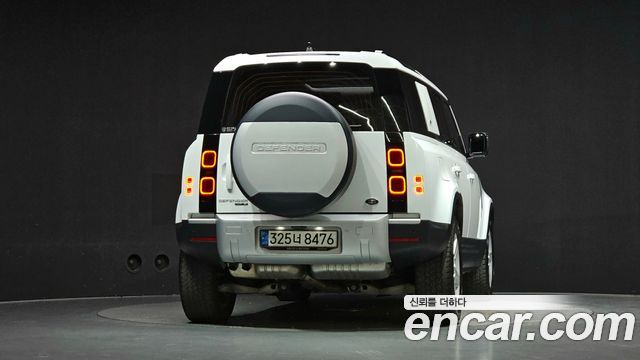 Land Rover Defender (L663) 110 D240 SE 2020 — фото 4
