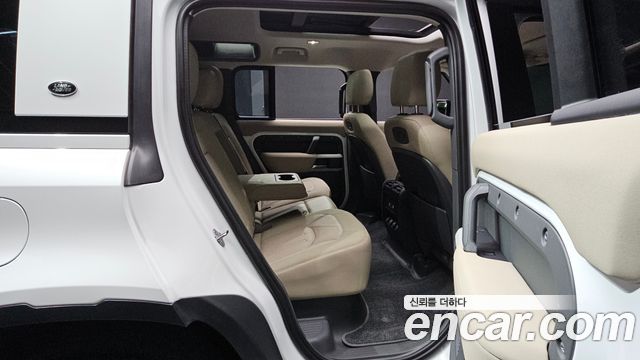 Land Rover Defender (L663) 110 D240 SE 2020 — фото 16