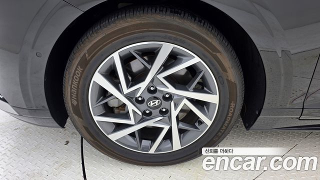 Hyundai Grandeur (GN7) 3.5 Gasoline 2WD Exclusive 2023 — фото 5