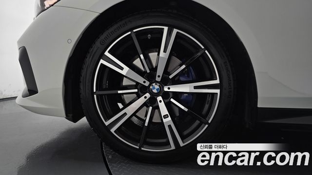 BMW 5 Series (G60) 530i xDrive M Sport 2025 — фото 5