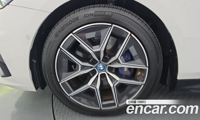 BMW i5 (G60) eDrive 40 M Sport 2024 — фото 5
