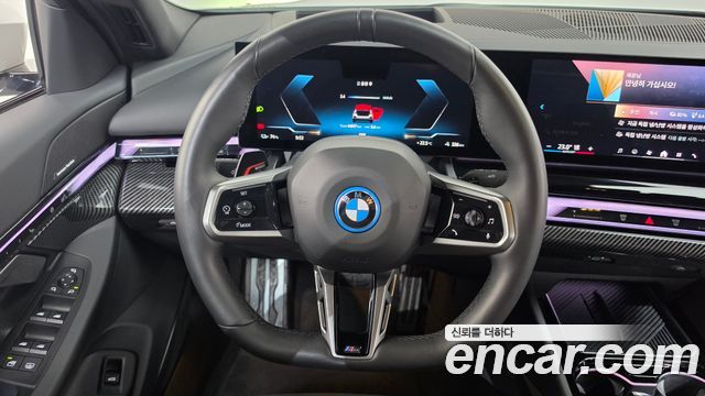 BMW i5 (G60) eDrive 40 M Sport 2024 — фото 13