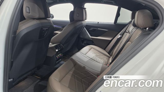 BMW i5 (G60) eDrive 40 M Sport 2024 — фото 20