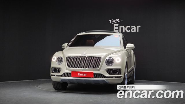 Bentley Bentayga 6.0 W12 2018 — фото 3
