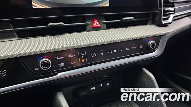 Kia Sportage (V) Gasoline 1.6 Turbo 2WD Prestige 2022 — фото 29