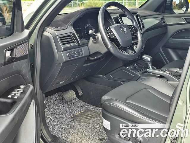 KG Mobility (SsangYong) Rexton Sports Khan Diesel 2.2 4WD Prestige 2021 — фото 17