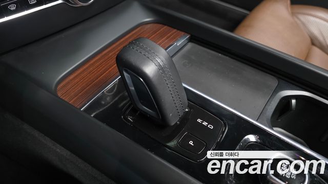 Volvo V60 Cross Country (II) B5 Pro AWD 2021 — фото 9