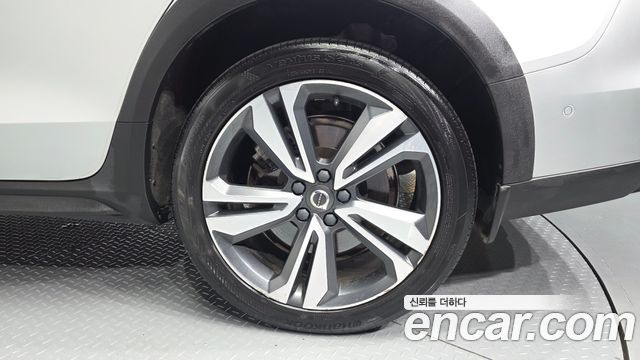 Volvo V60 Cross Country (II) B5 Pro AWD 2021 — фото 21