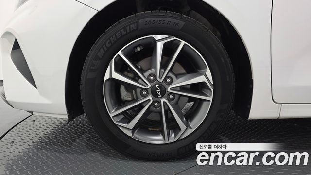 Kia K3 (II) 1.6 Prestige 2022 — фото 5