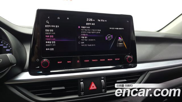 Kia K3 (II) 1.6 Prestige 2022 — фото 17