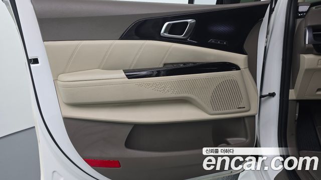 Kia Carnival (IV) Diesel 7-Seater Hi-Limousine Signature 2023 — фото 25