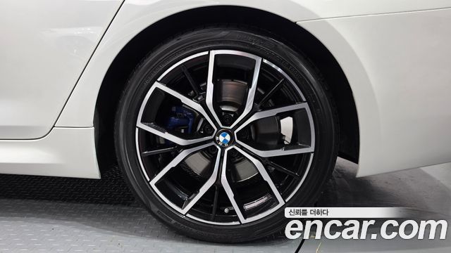 BMW 5 Series (G30) 530i xDrive M Sport Package 2022 — фото 21