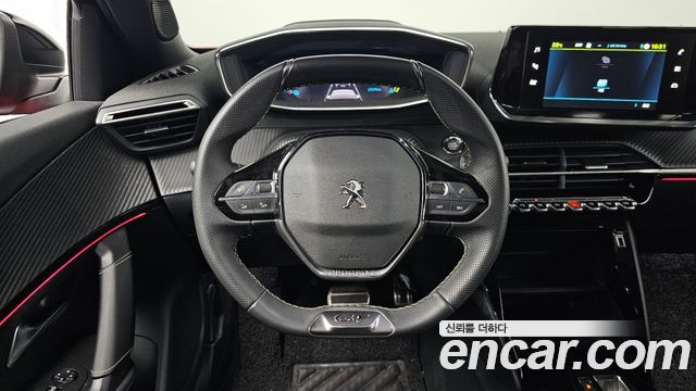 Peugeot e-2008 (II) EV GT 2023 — фото 13