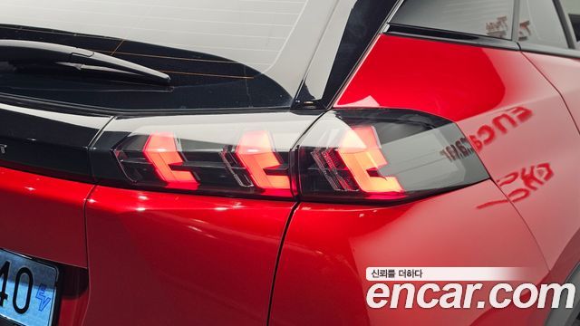 Peugeot e-2008 (II) EV GT 2023 — фото 23