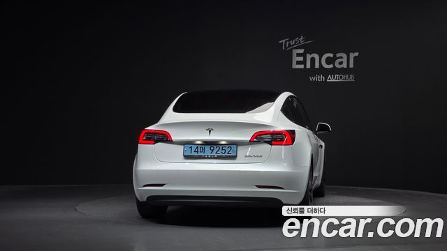 Tesla Model 3 Long Range AWD 2021 — фото 4