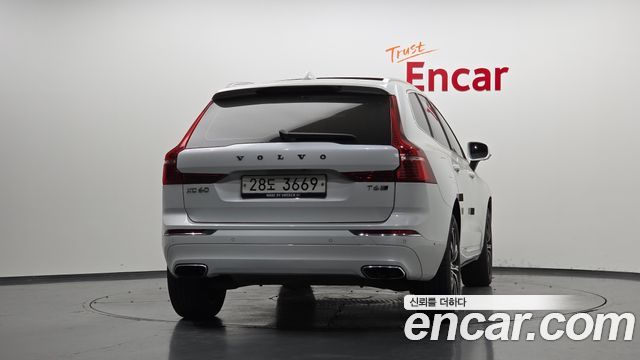 Volvo XC60 (II) T6 Inscription 2018 — фото 4