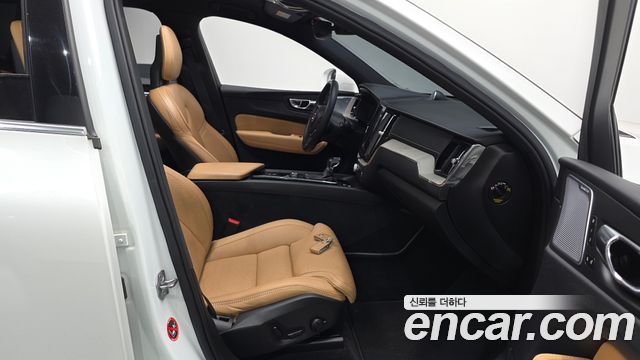 Volvo XC60 (II) T6 Inscription 2018 — фото 11