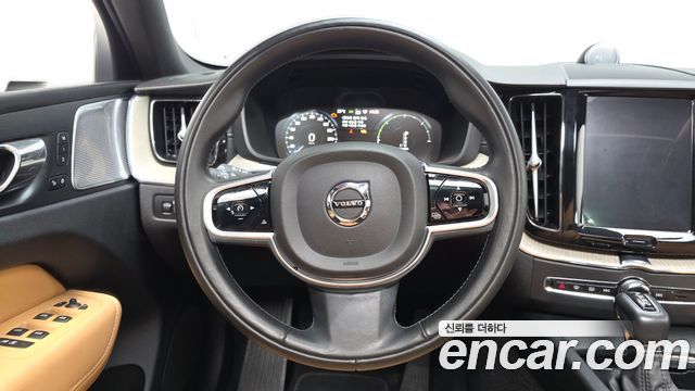 Volvo XC60 (II) T6 Inscription 2018 — фото 13
