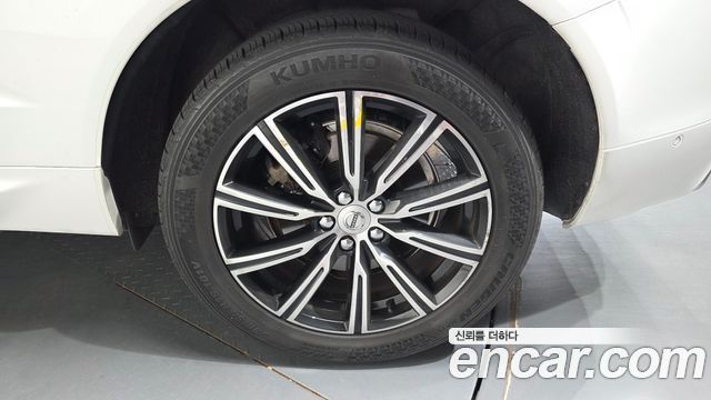 Volvo XC60 (II) T6 Inscription 2018 — фото 21