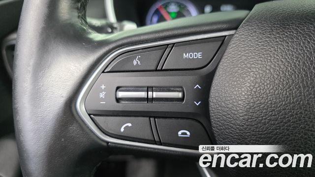 Hyundai Santa Fe HEV 1.6 2WD Exclusive 2022 — фото 17