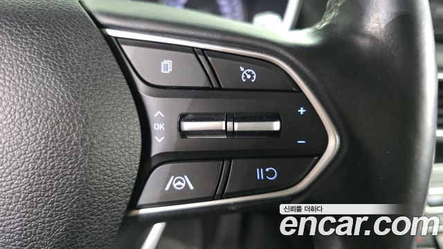 Hyundai Santa Fe HEV 1.6 2WD Exclusive 2022 — фото 18