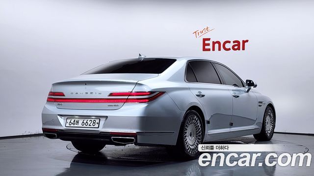 Genesis G90 5.0 AWD Prestige 2019 — фото 2