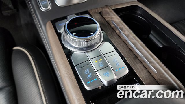 Genesis G90 5.0 AWD Prestige 2019 — фото 33