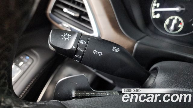 Genesis G90 5.0 AWD Prestige 2019 — фото 43