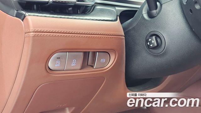 Genesis G90 (RS4) Gasoline 3.5 Turbo 2WD 2023 — фото 16