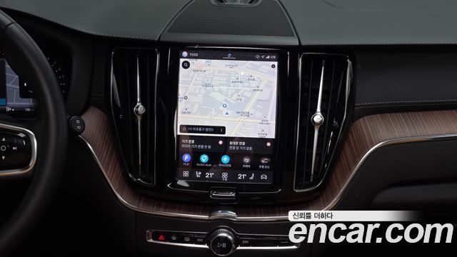 Volvo XC60 (II) B6 Ultimate Bright 2023 — фото 14