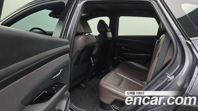 Hyundai Tucson Hybrid (NX4) HEV 1.6 2WD Inspiration 2024 — фото 16