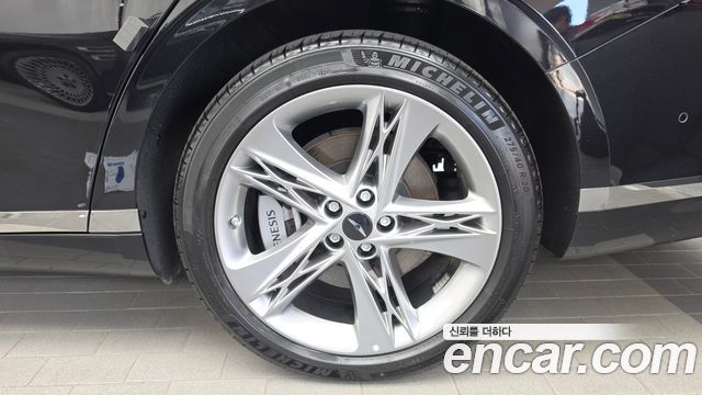 Genesis G90 (RS4) Gasoline 3.5 Turbo AWD 2025 — фото 21