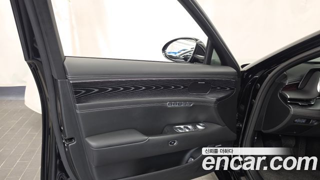Genesis G90 (RS4) Gasoline 3.5 Turbo AWD 2025 — фото 24