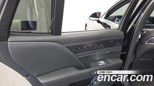 Genesis G90 (RS4) Gasoline 3.5 Turbo AWD 2025 — фото 25