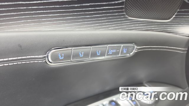 Genesis G90 (RS4) Gasoline 3.5 Turbo AWD 2025 — фото 28