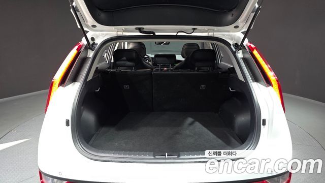 Kia Niro EV Air 2023 — фото 20