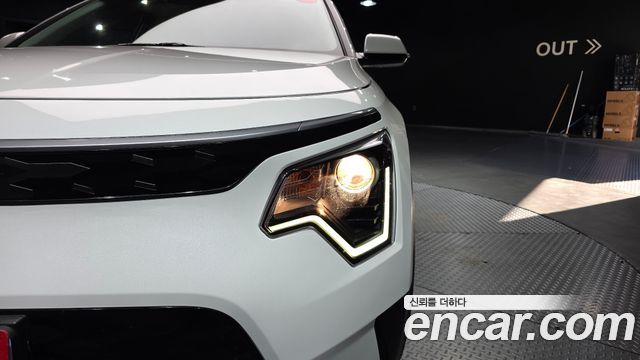 Kia Niro EV Air 2023 — фото 22