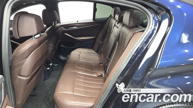 BMW 5 Series (G30) 530i M Sport Package Plus 2020 — фото 11