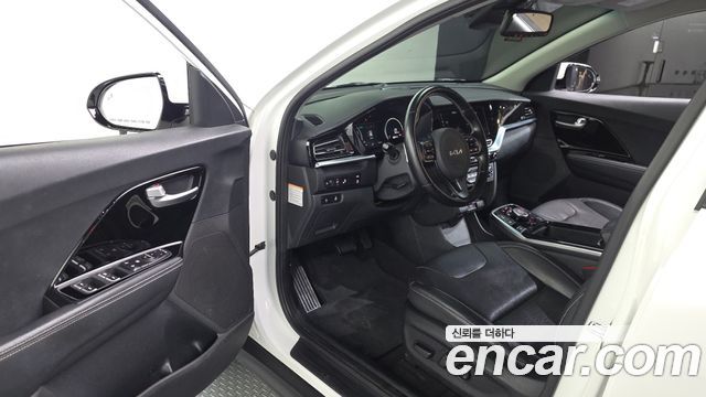 Kia Niro EV Prestige 2022 — фото 10
