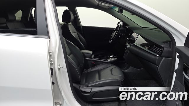 Kia Niro EV Prestige 2022 — фото 11