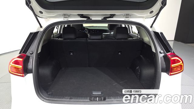 Kia Niro EV Prestige 2022 — фото 20